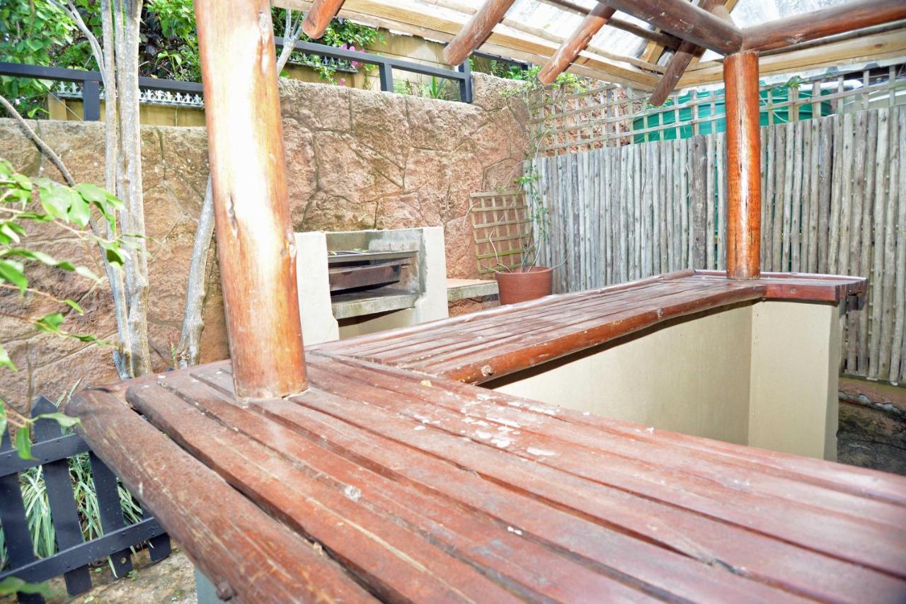 Billfish Apartments Ballito Bagian luar foto