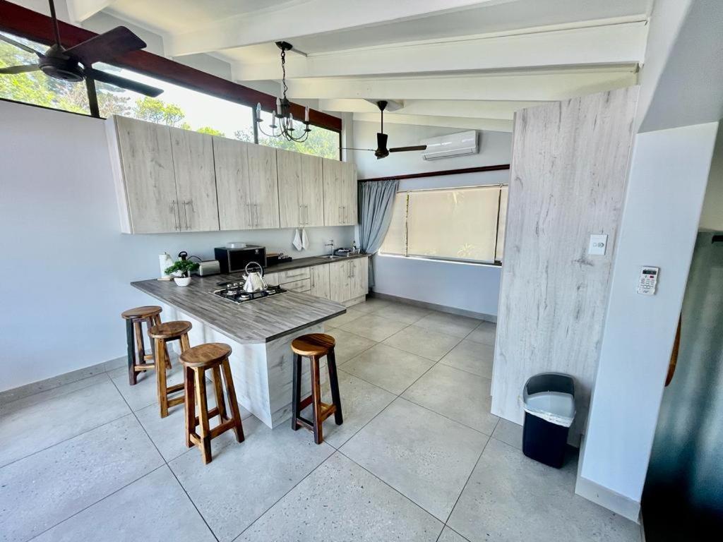 Billfish Apartments Ballito Bagian luar foto