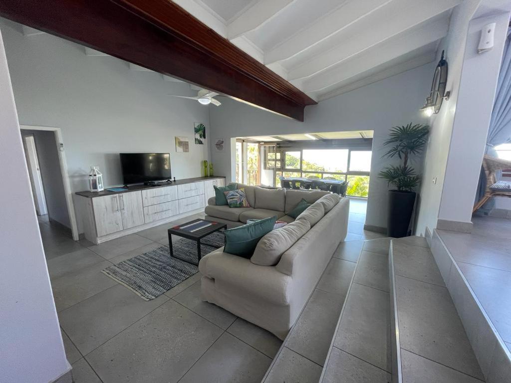 Billfish Apartments Ballito Bagian luar foto